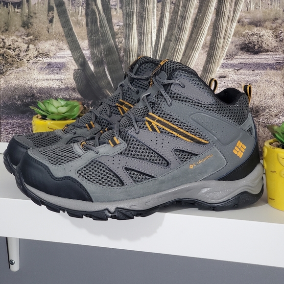 Columbia Other - Columbia Plains Ridge Mid Trail Shoes